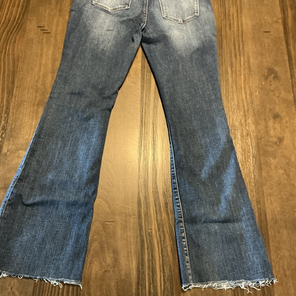 Stylish Blue Flare Jeans for Women - Picture 2 of 6